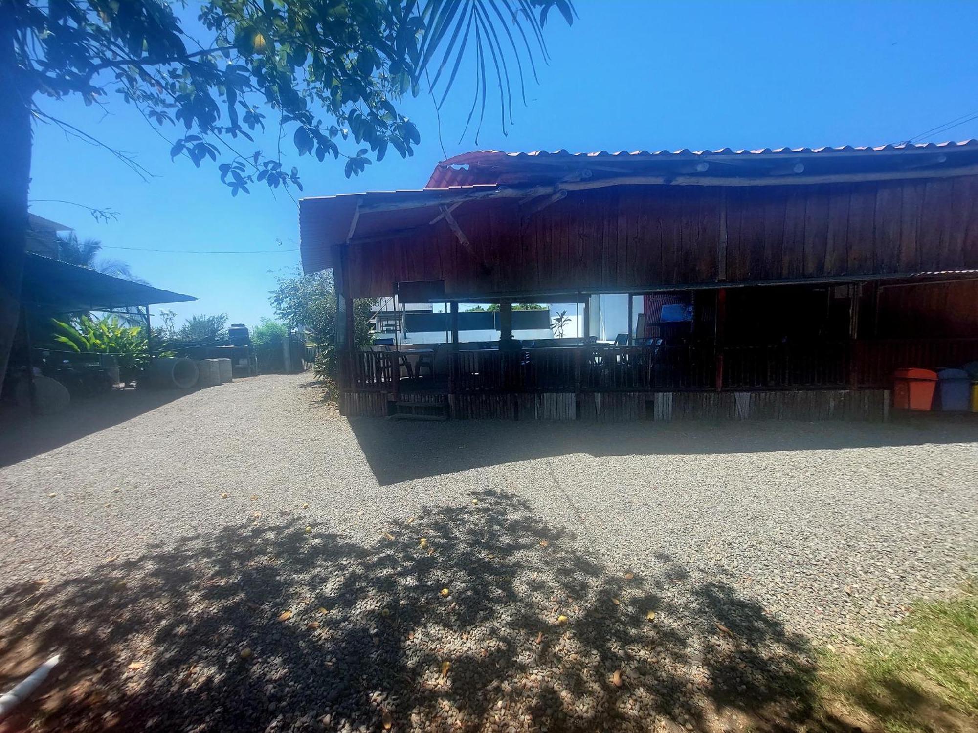 Hospedaje Quepos Eksteriør bilde
