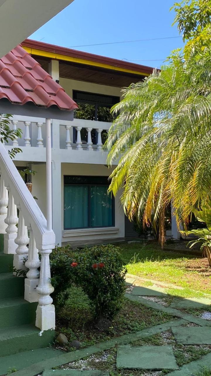 Hospedaje Quepos Eksteriør bilde
